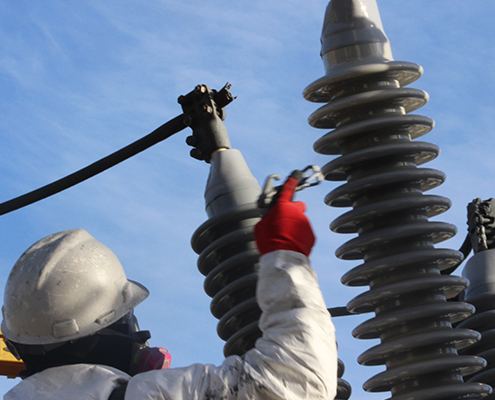 silicone-high-voltage-insulator-coating-application